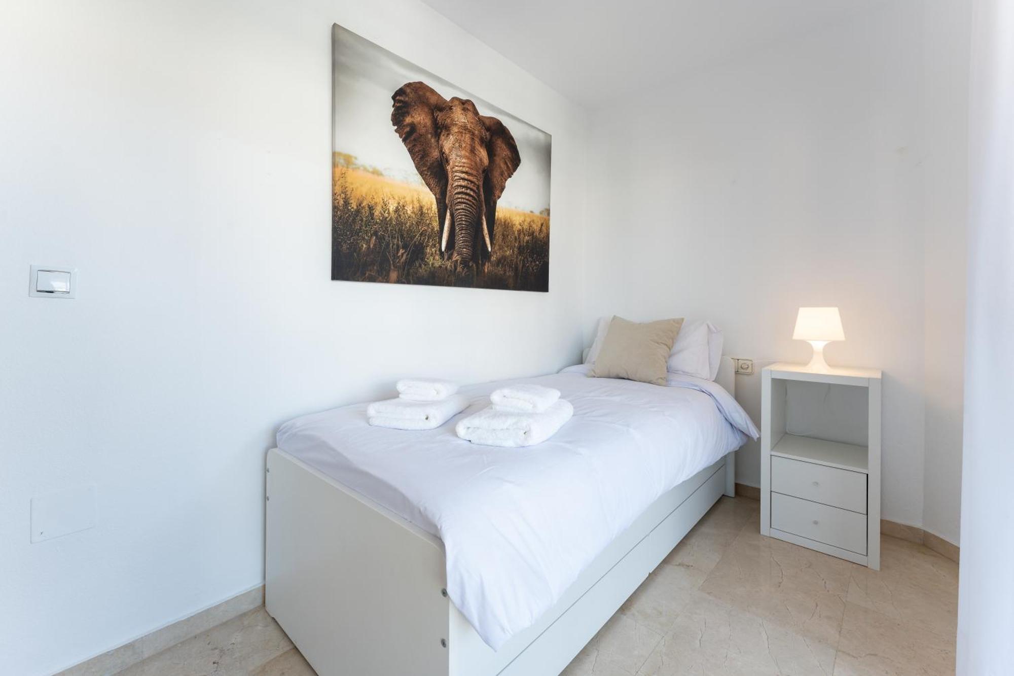 Апартаменты Tropico Carihuela View & Parking Торремолинос Экстерьер фото
