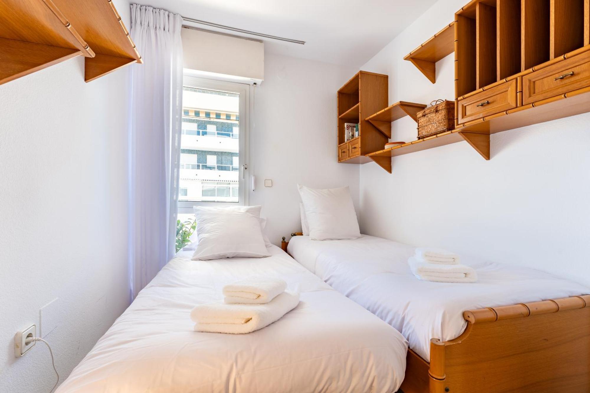 Апартаменты Tropico Carihuela View & Parking Торремолинос Экстерьер фото